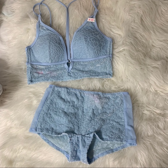 SOLD - Picture 2 of 3